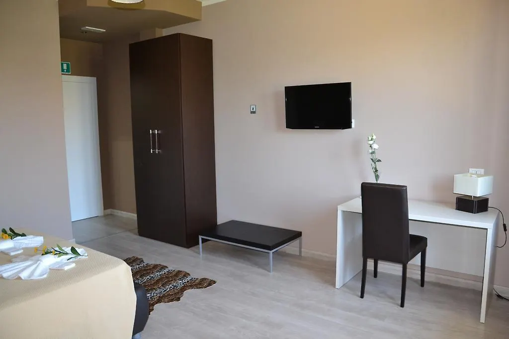 Fly In The World B&B Fiumicino Italy